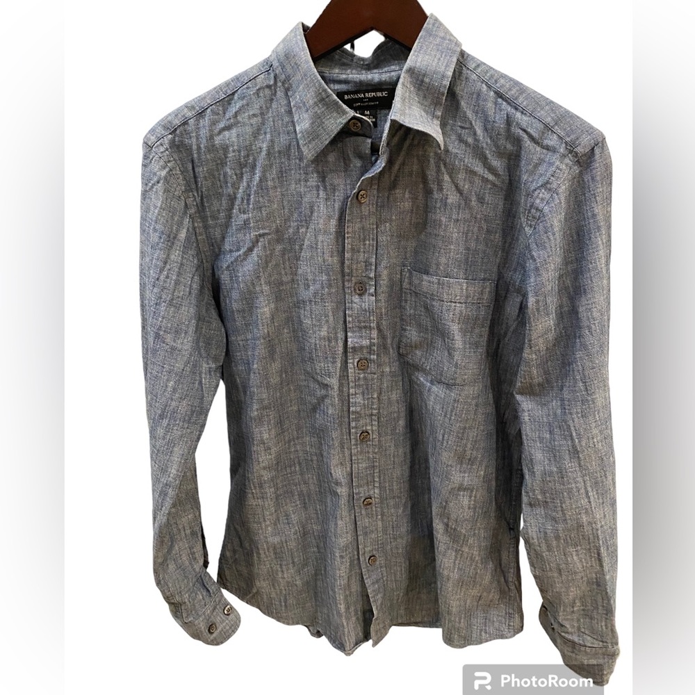 Banana Republic Chambray Dress Shirt